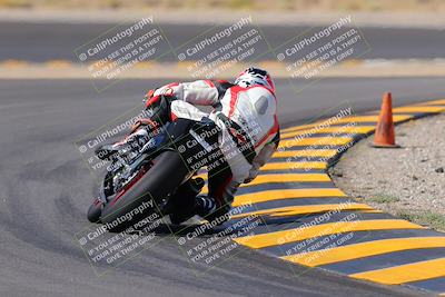 media/Oct-08-2022-SoCal Trackdays (Sat) [[1fc3beec89]]/Turn 11 Backside (1145am)/